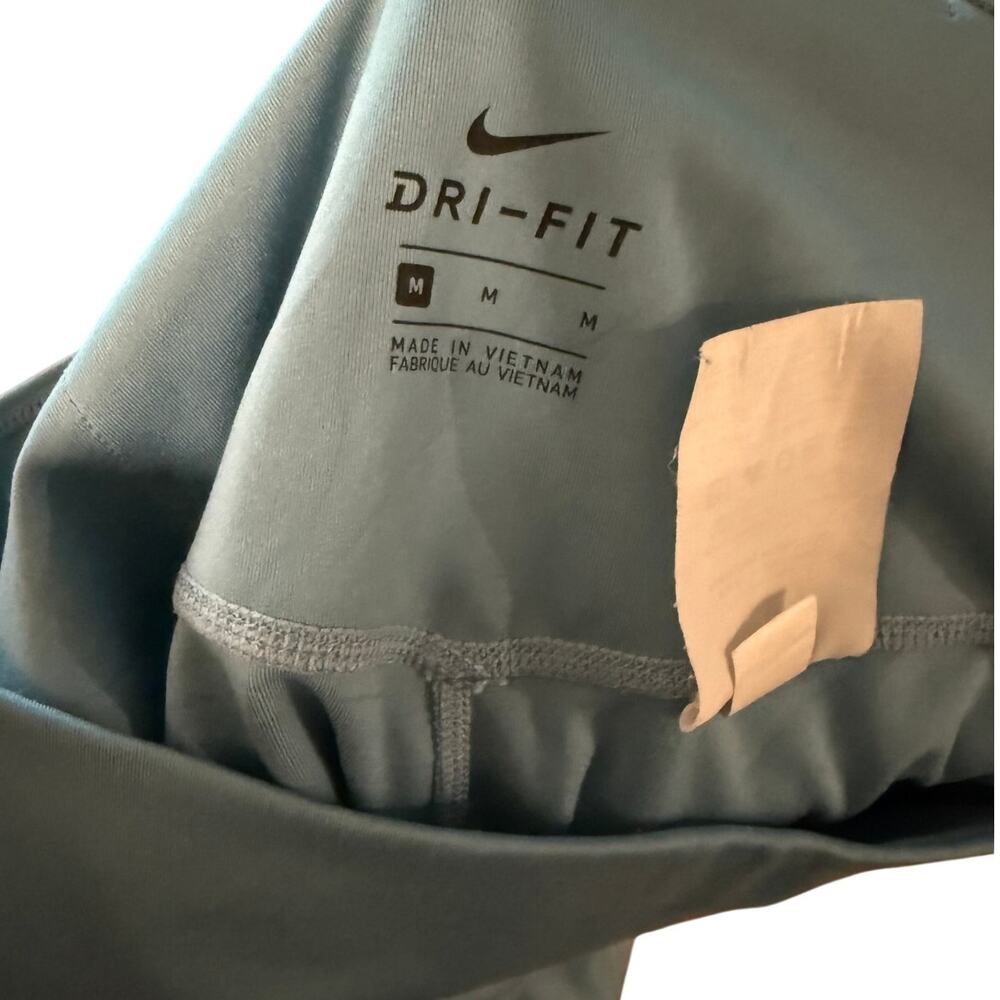 Nike Dri-Fit Light Blue Leggings - Performance Activewear - Picture 4 of 8